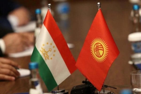 Встреча представителей пограничных, силовых и правоохранительных структур Согдийской и Баткенской областей