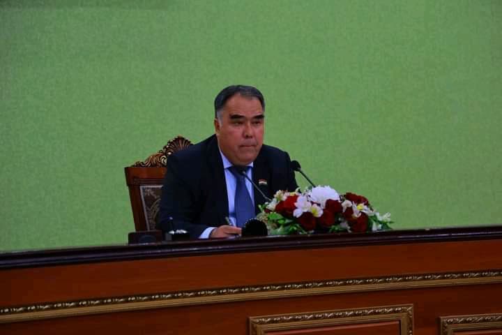 Встреча Председателя области Раджаббоя Ахмадзода с руководителями и активистами города Канибадам