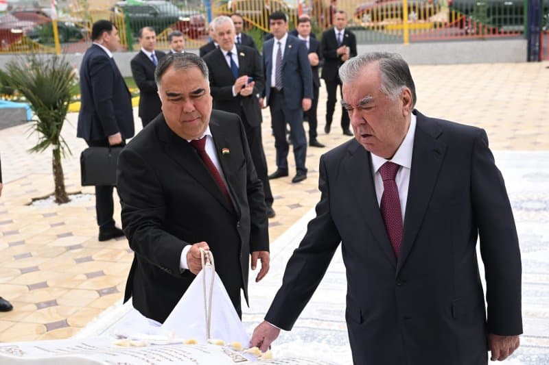 The Leader of the Nation, Emomali Rahmon, commissioned the “Sughdiyon” preschool educational institution in the Matcha District.