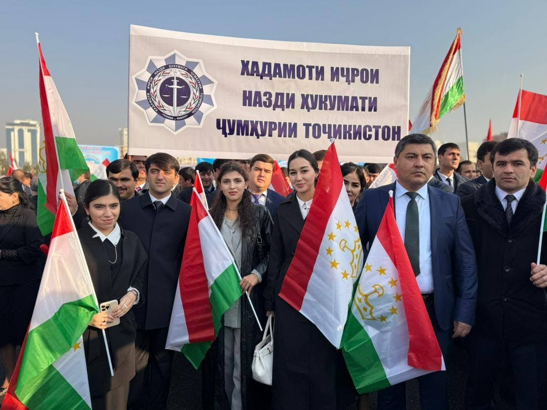 Ҳузури фаъолонаи кормандони Хадамоти иҷро дар роҳпаймоии ҷашнӣ бахшида ба Рӯзи Парчами давлатии Ҷумҳурии Тоҷикистон