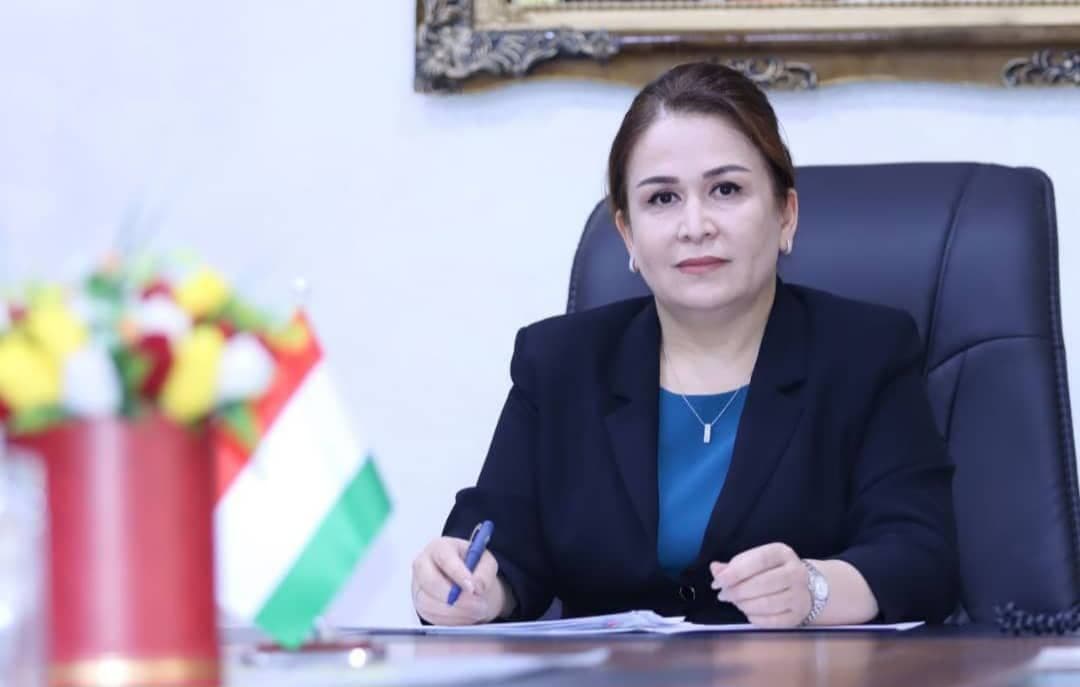 Поздравление Председателя Комитета по делам женщин и семьи при Правительстве Республики Таджикистан, Бунефши Файзиддинзода, посвященное Дню Национального Единства