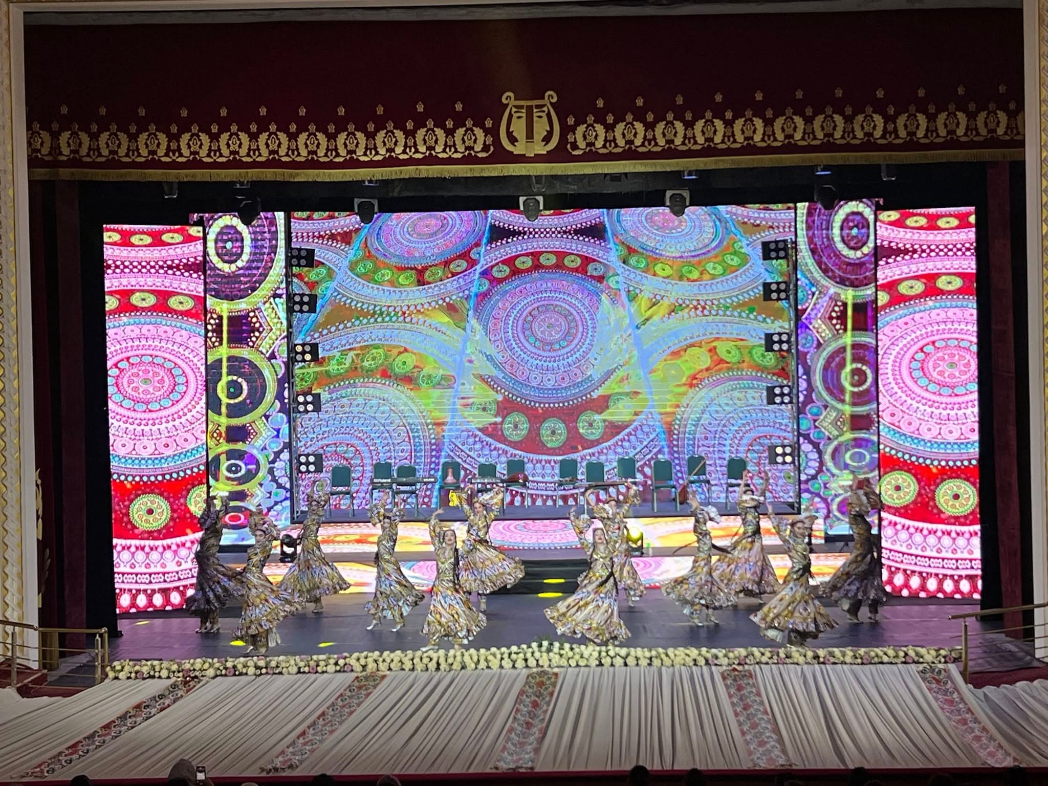Концертная программа, посвящённая проведению мероприятий в рамках Диалога женщин Центральной Азии под названием «Женщины, мир и безопасность», по инициативе Комитета по делам женщин и семьи при Правительстве Республики Таджикистан