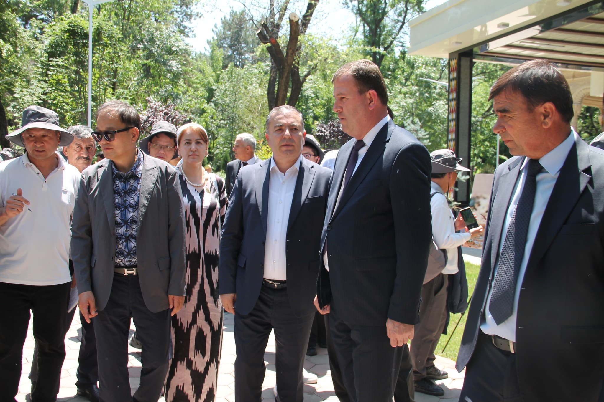 Намоишгоҳ дар Боғи Ирам