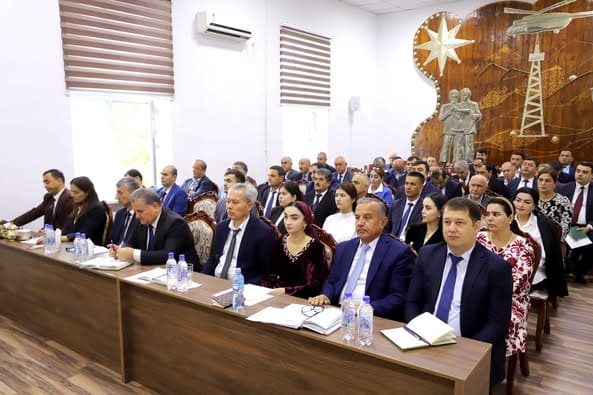 ҶАЛАСАИ НАВБАТИИ  ҲАЙАТИ МУШОВАРАИ САРИДОРАИ ГЕОЛОГИЯ ДОИР ГАРДИД