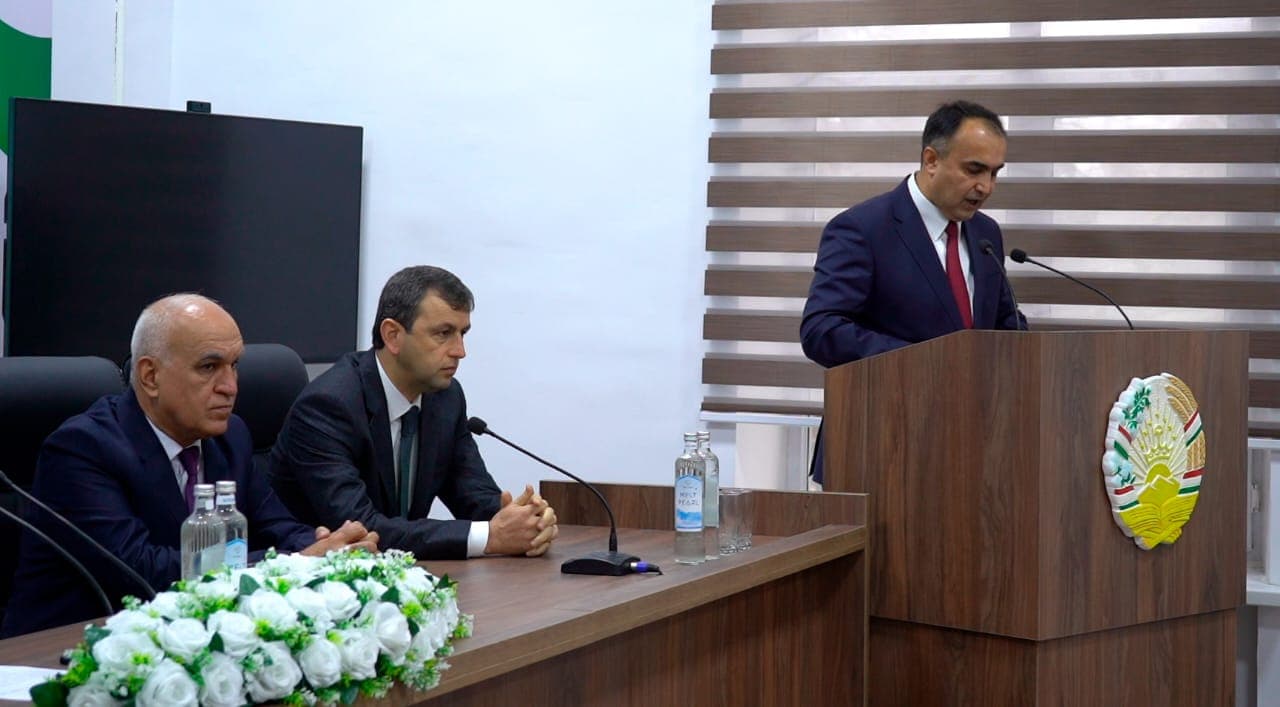 ТАҶЛИЛИ БОШУКӮҲИ ИДИ КАСБИИ ГЕОЛОГҲО