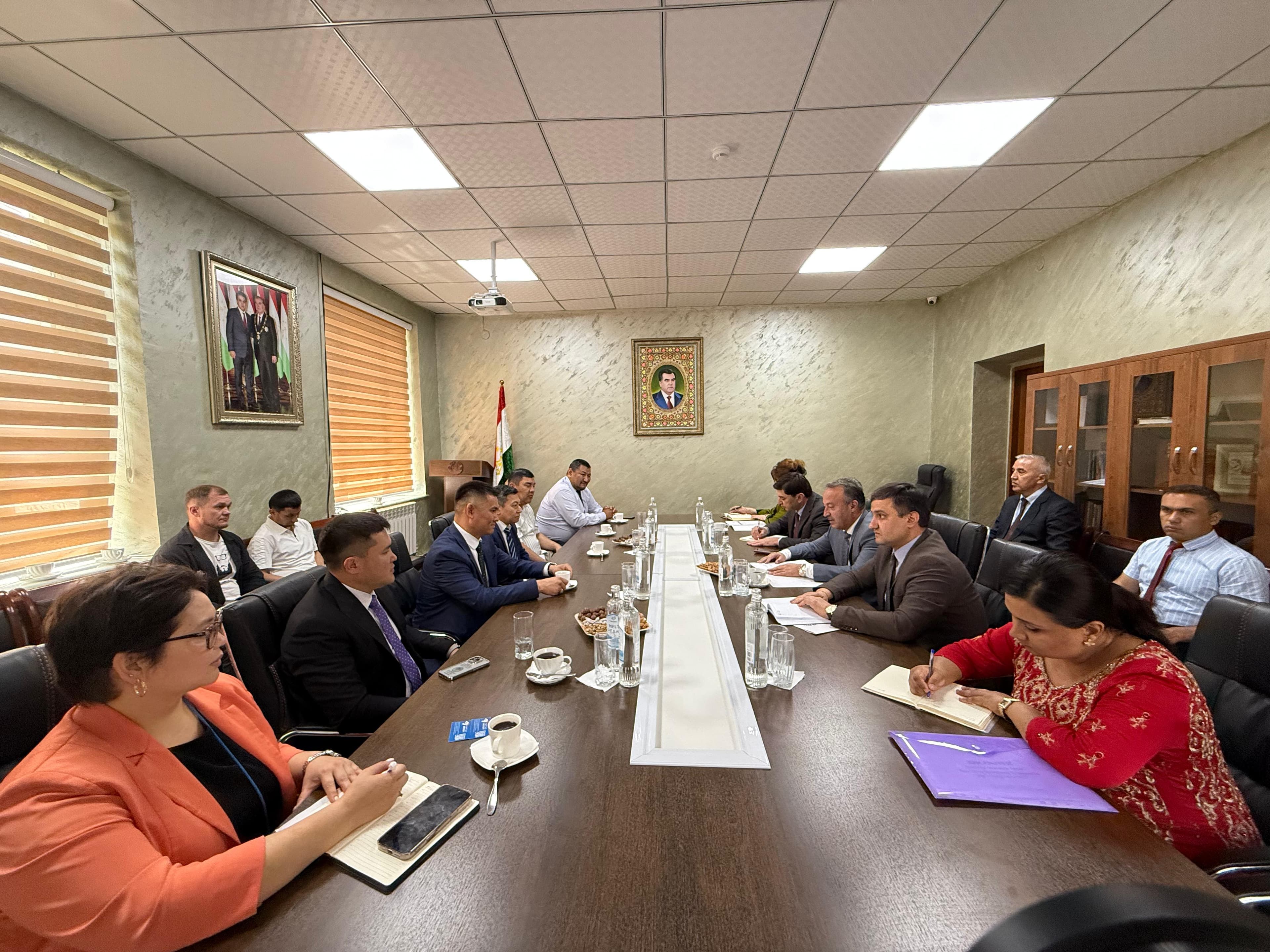 Meeting of the Director of the Agency for export with the Director of the State Institution "Center for Development and Promotion of Exports 'Kyrgyz Export'" of the Ministry of Economy and Trade of the Kyrgyz Republic