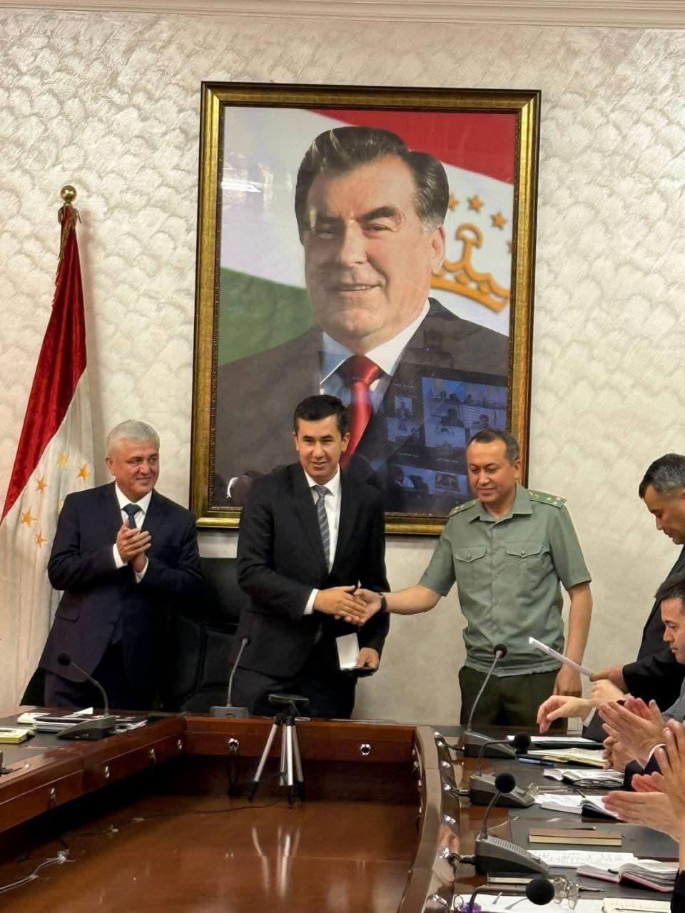 Presentation of Jubilee Medals to Employees of the State Service for Land Management and Geodesy