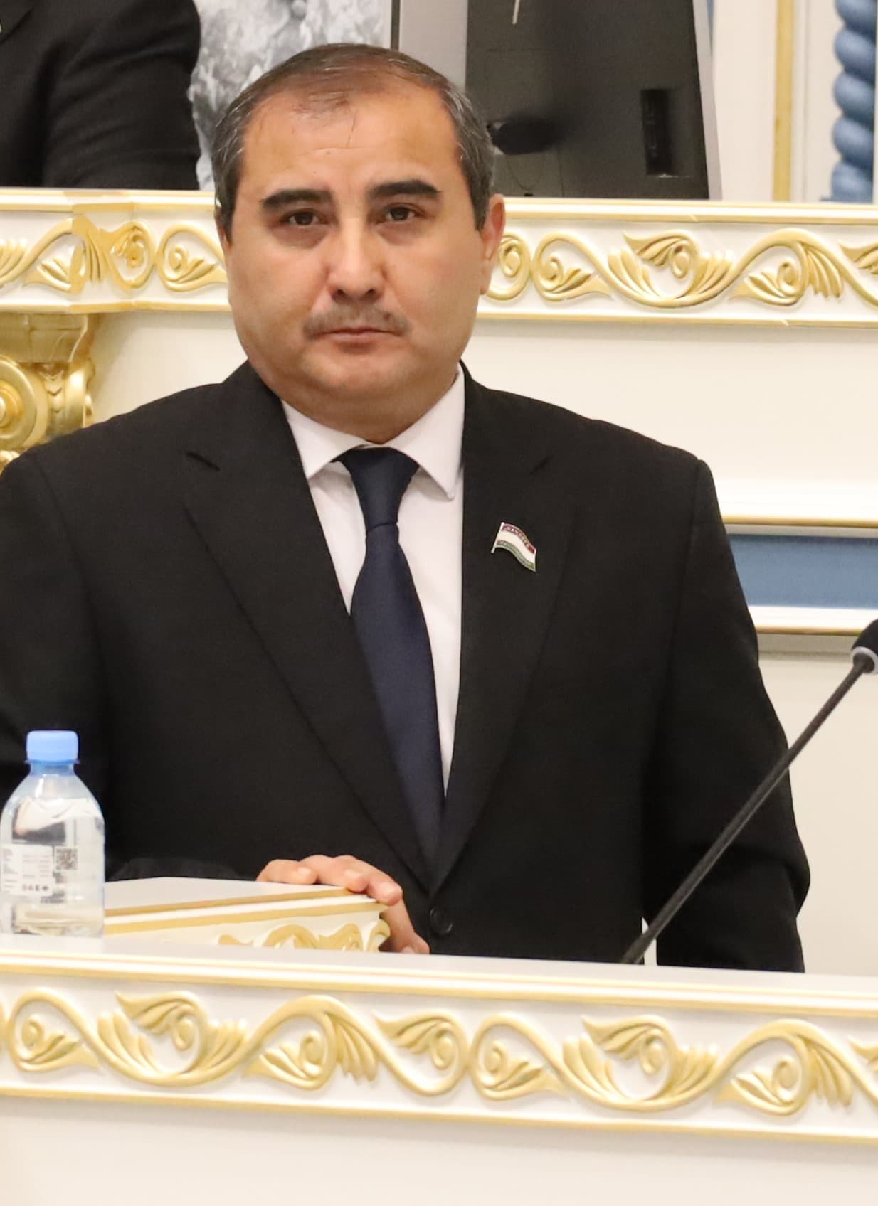 Баромади узви Кумита оид ба иқтисод ва молия Собирзода Ғафурҷон дар ҳамоиши идона бахшида ба Рӯзи забони давлатии Ҷумҳурии Тоҷикистон