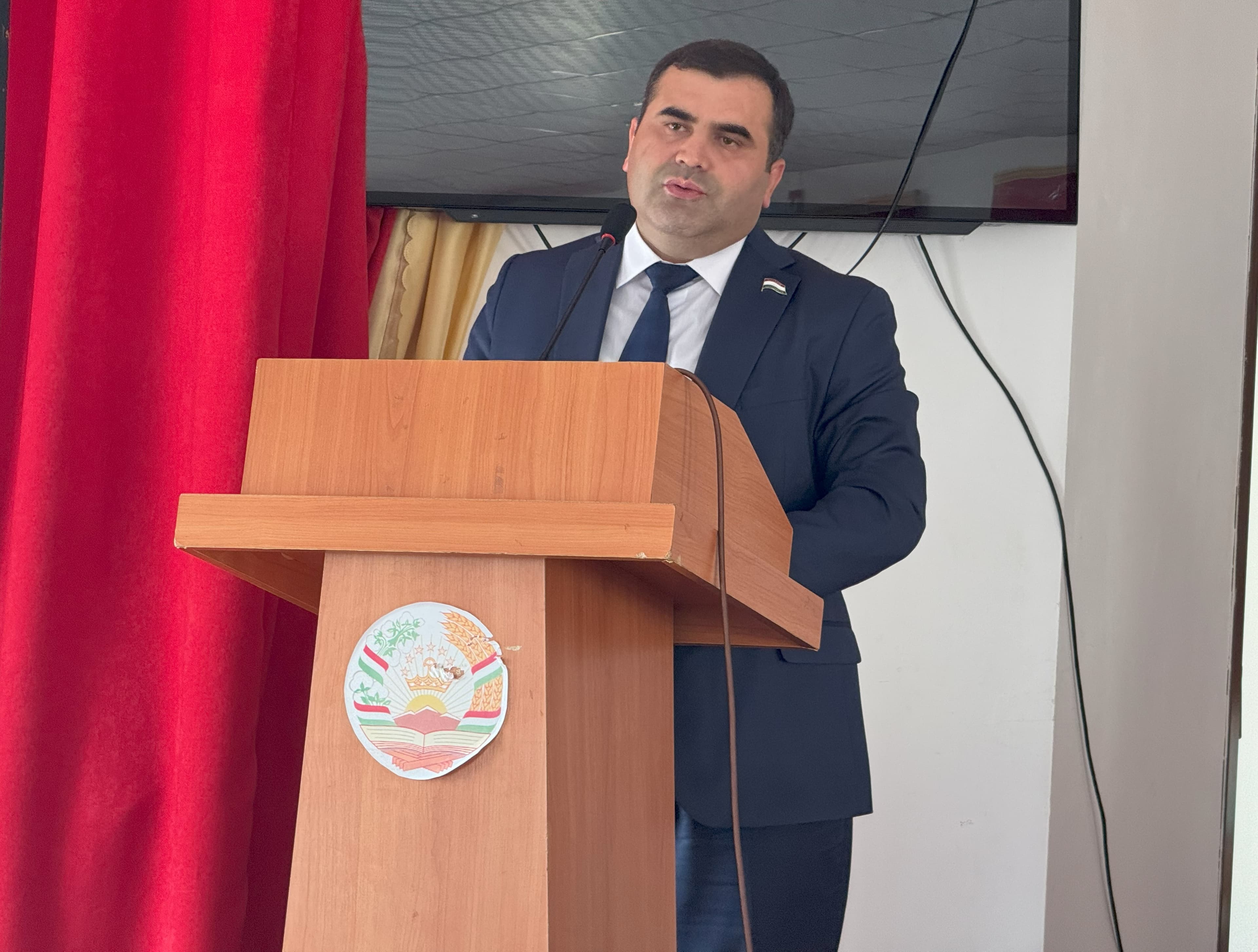 Deputy of the Majlisi Namoyandagon Hasanzoda Nasrullo met with residents of Yovon District