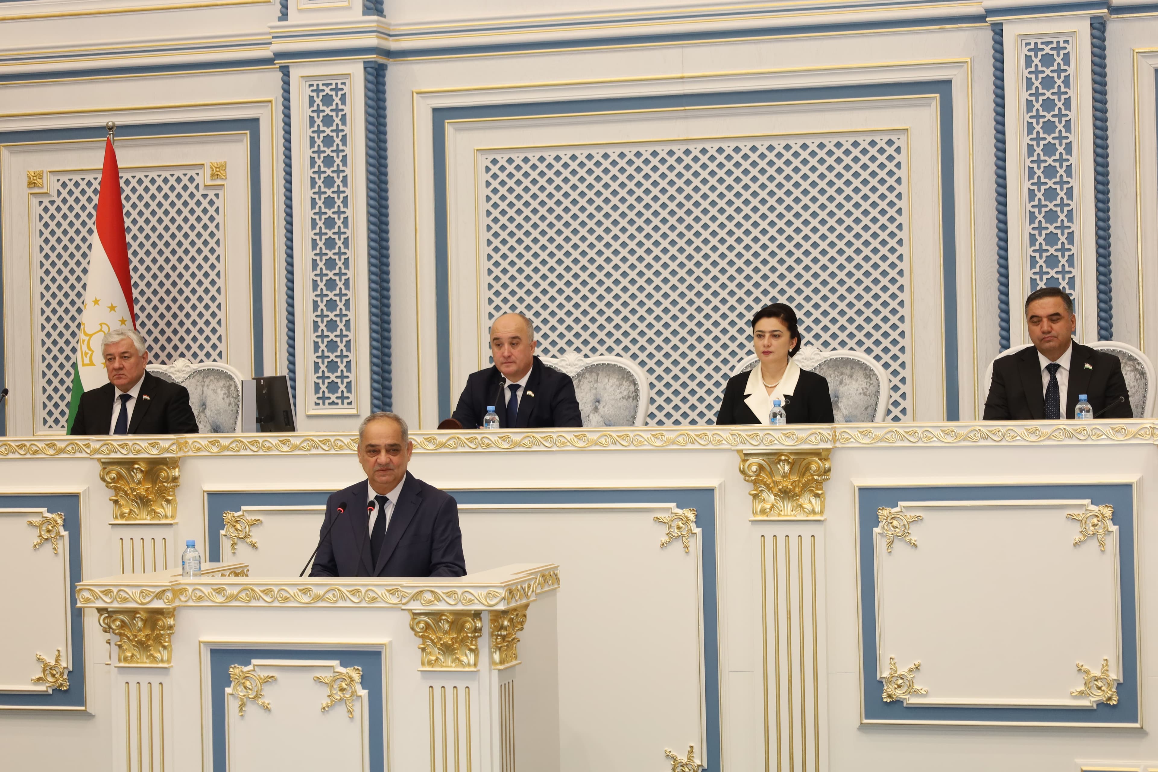 Торжественное заседание, посвященное  Дню Государственного флага Республики Таджикистан