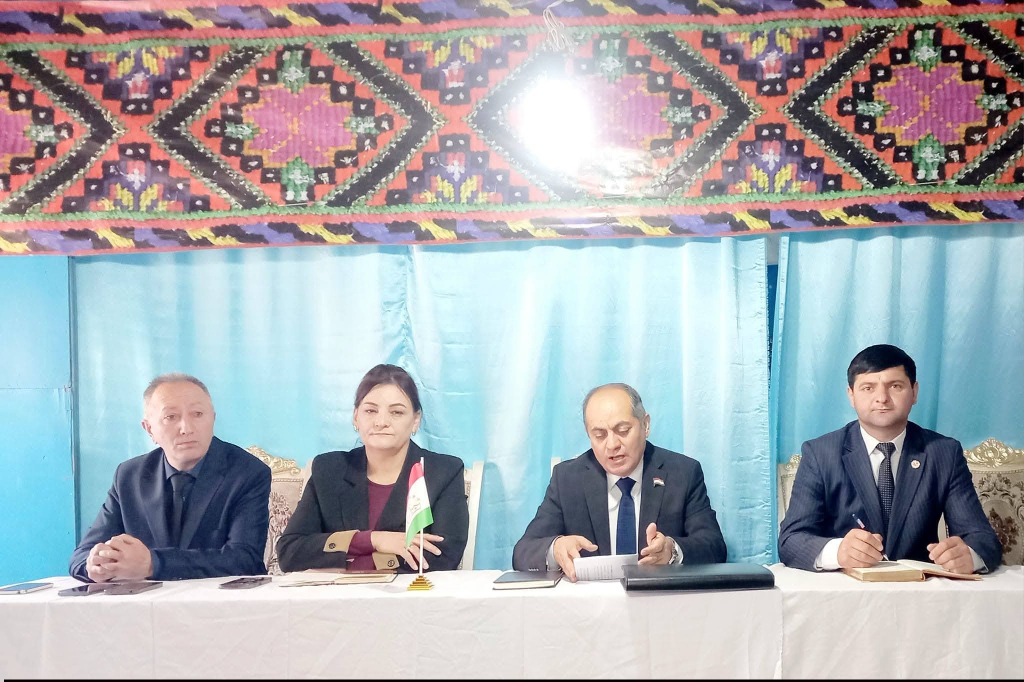 Matrobiyon Saodatsho Holds a Meeting with Residents of Ishkoshim District