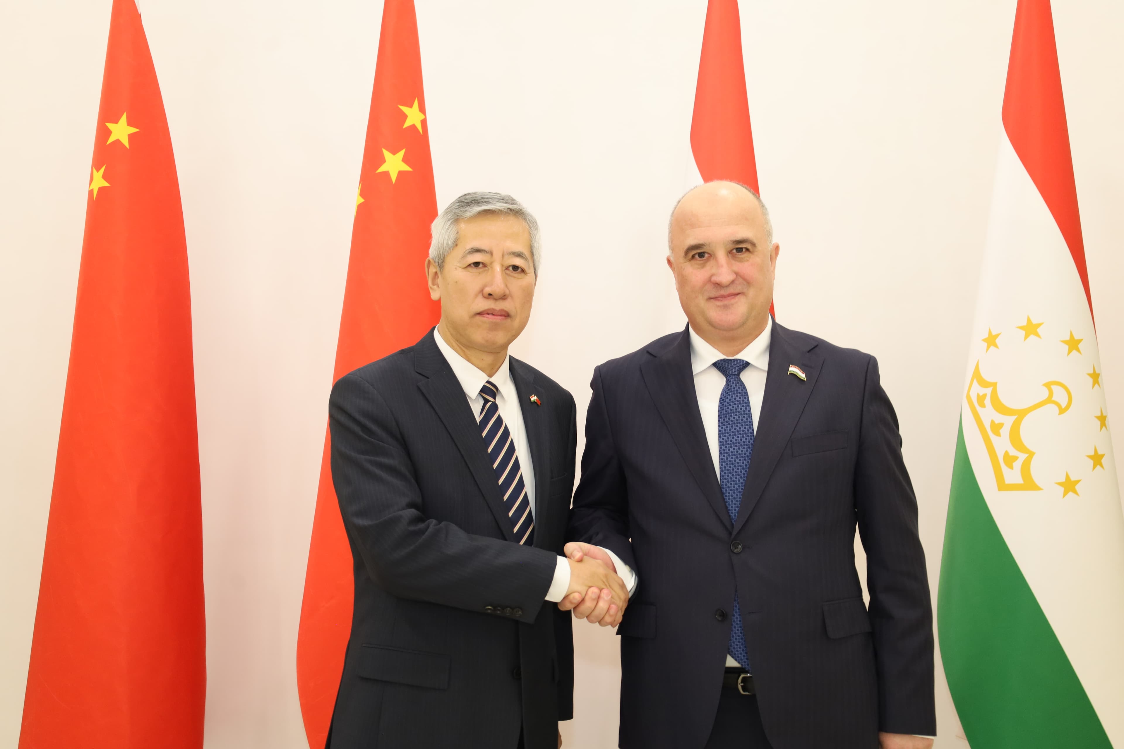 Faizali Idizoda Receives the Ambassador Extraordinary and Plenipotentiary of the People’s Republic of China to the Republic of Tajikistan