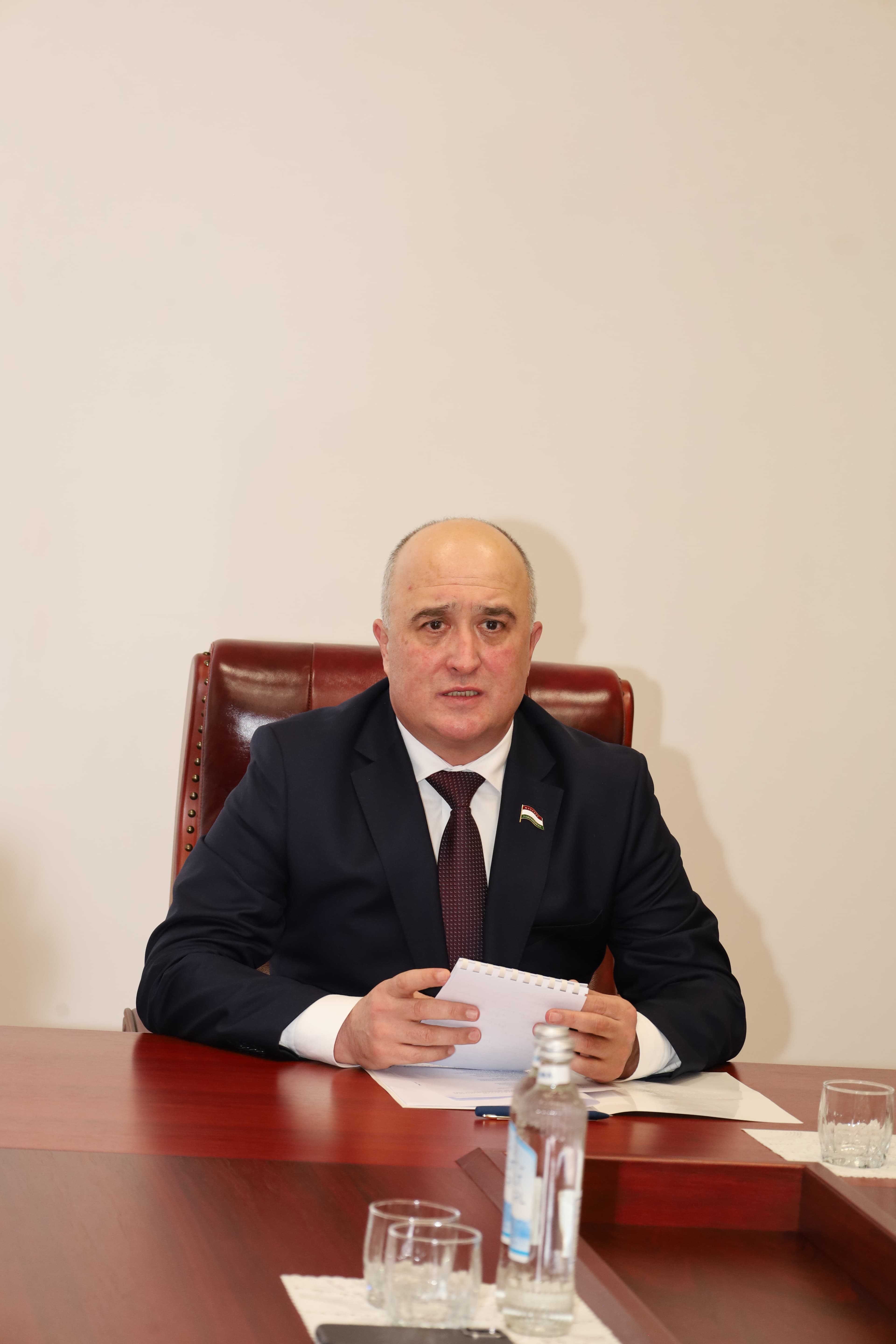 Мулоқоти Файзалӣ Идизода бо ҳайати комиссияи экспертии Агентии мустақили аккредитатсия ва рейтинг (НААР, IAAR)
