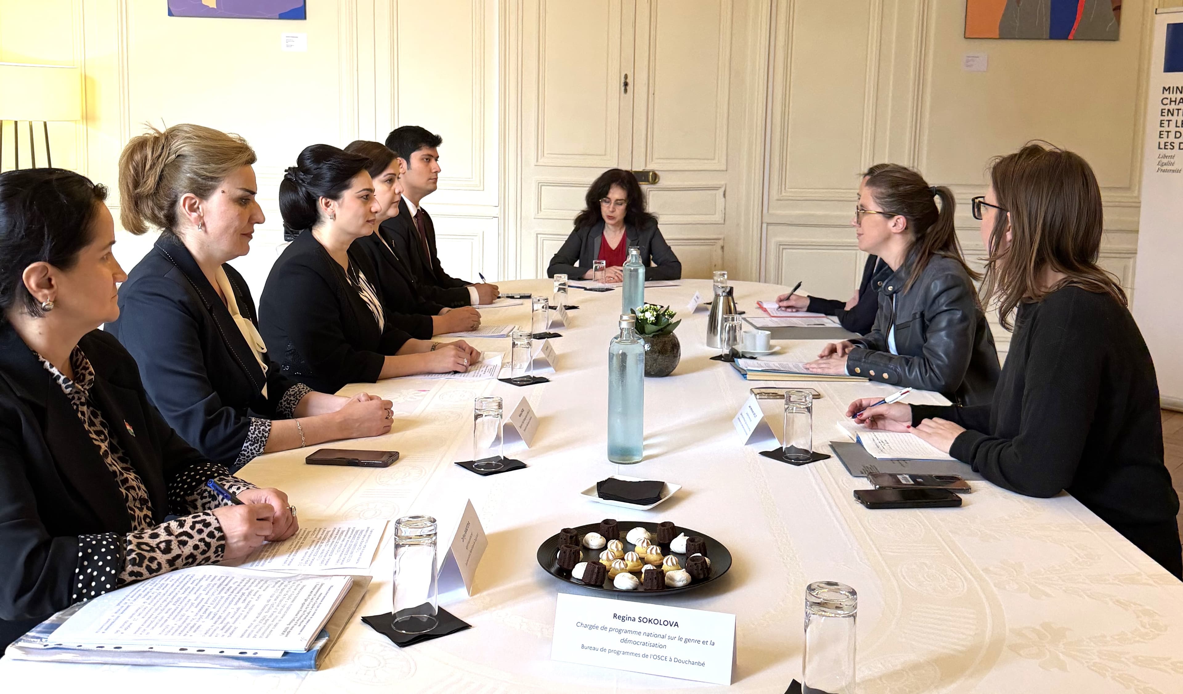 Meeting of Mavsuma Muini with Avrora Berghe