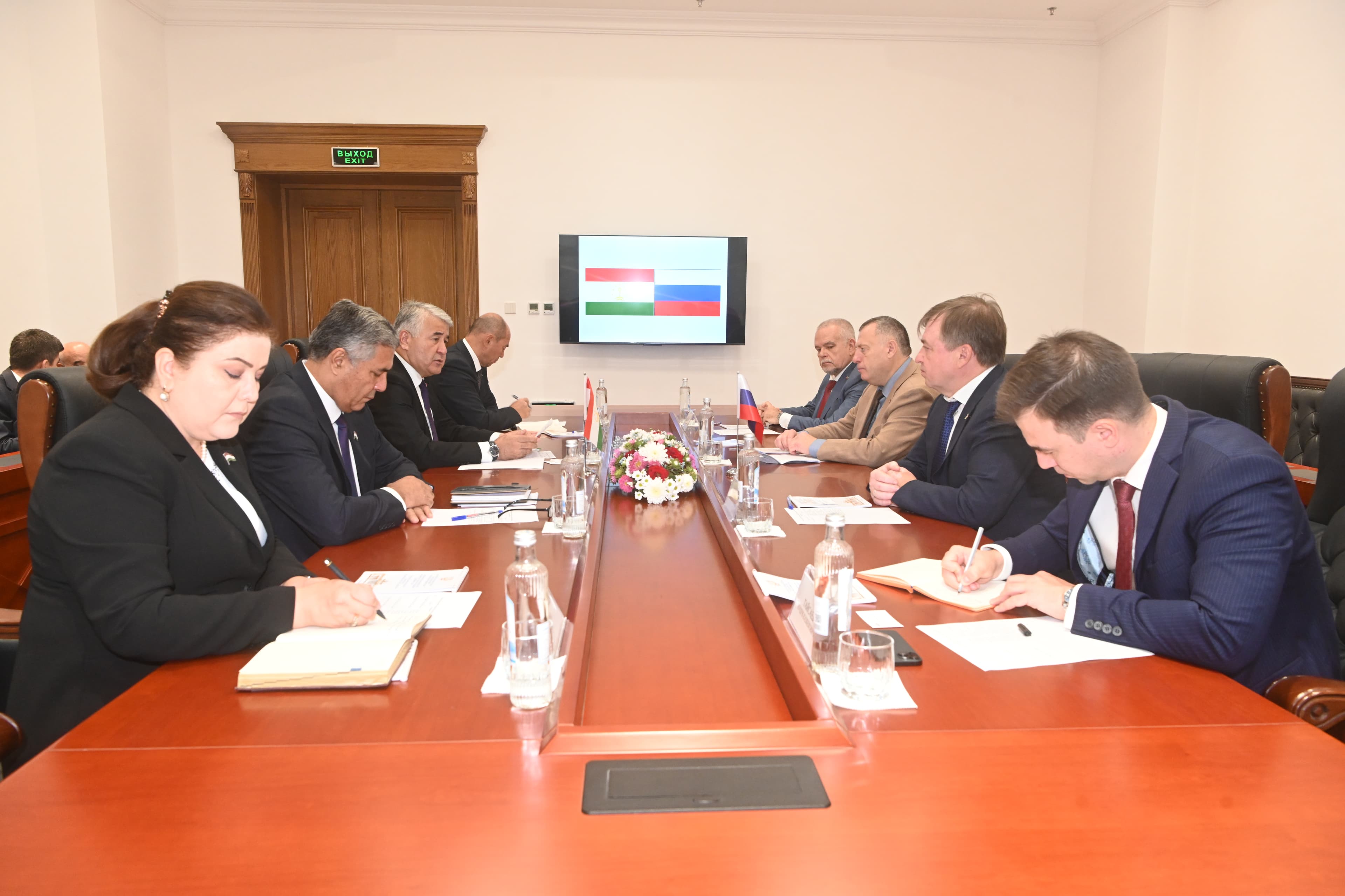 Delegation of the Russian Parliament Visits Tajikistan’s New Parliament Building