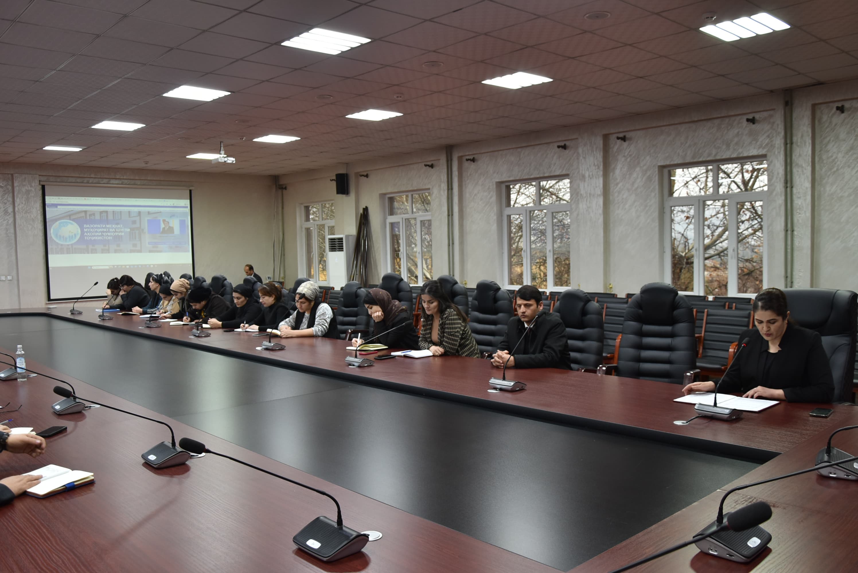 МАШҒУЛИЯТИ ИДОРАВӢ БАРНОМАИ ГАРДИШИ ҲУҶҶАТҲОИ ЭЛЕКТРОНӢ