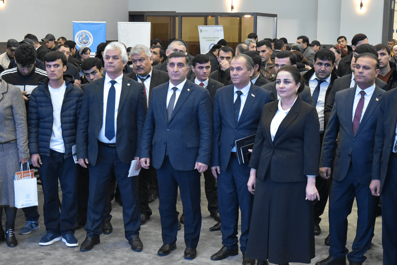 БАРГУЗОРИИ ЯРМАРКАИ ҶОЙҲОИ ХОЛИИ КОРӢ ВА ИМКОНИЯТҲОИ НАВ