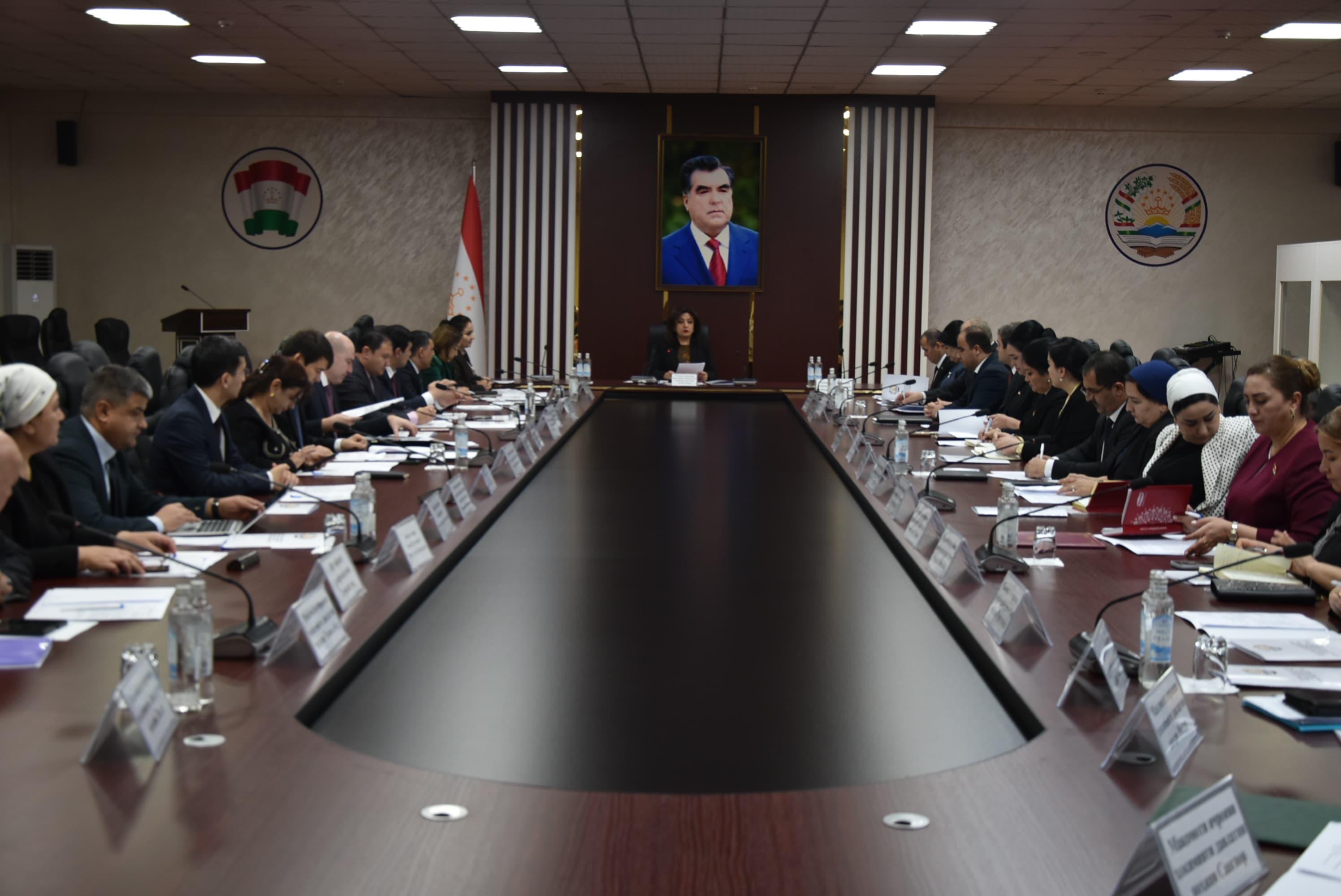 ҶАЛАСАИ ШУРОИ ҲАМОҲАНГСОЗӢ ОИД БА ҲУНАРМАНДӢ