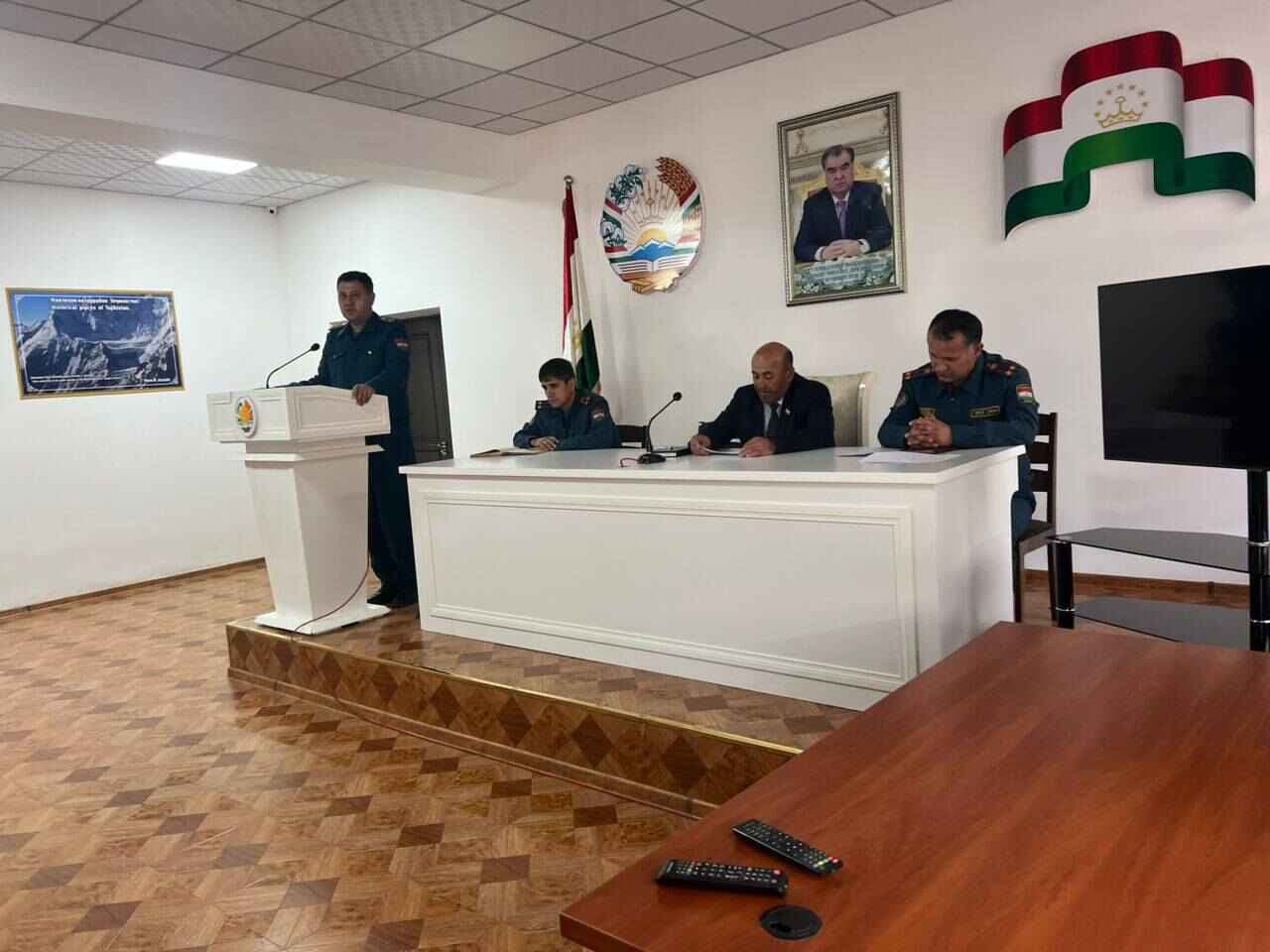 КҲФ: Баргузории ҷаласаи Комиссия оид ба ҳолатҳои фавқулода дар ноҳияи Сангвор