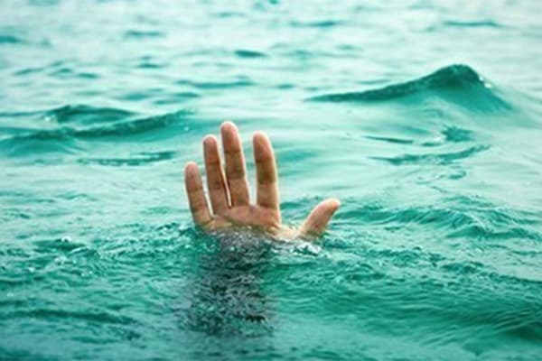Ду ҳодисаи марг дар обҳо ва ҳалокати як тан дар садамаи мошин