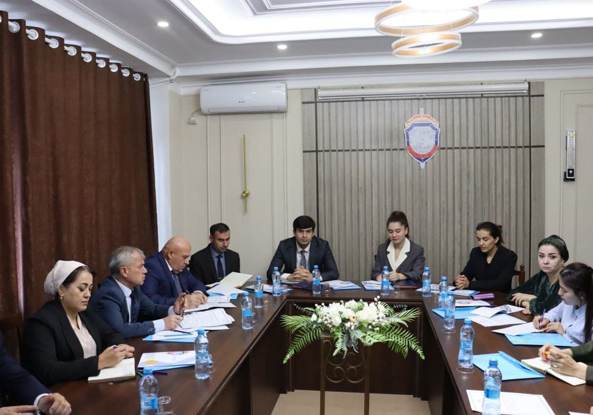 СЕМИНАР - МАШВАРАТИ ОМӮЗИШӢ БАРОИ КОРМАНДОНИ ВАЗОРАТУ ИДОРАҲОИ КИШВАР АЗ ҶОНИБИ САРИДОРАИ ҲИФЗИ СИРРИ ДАВЛАТӢ