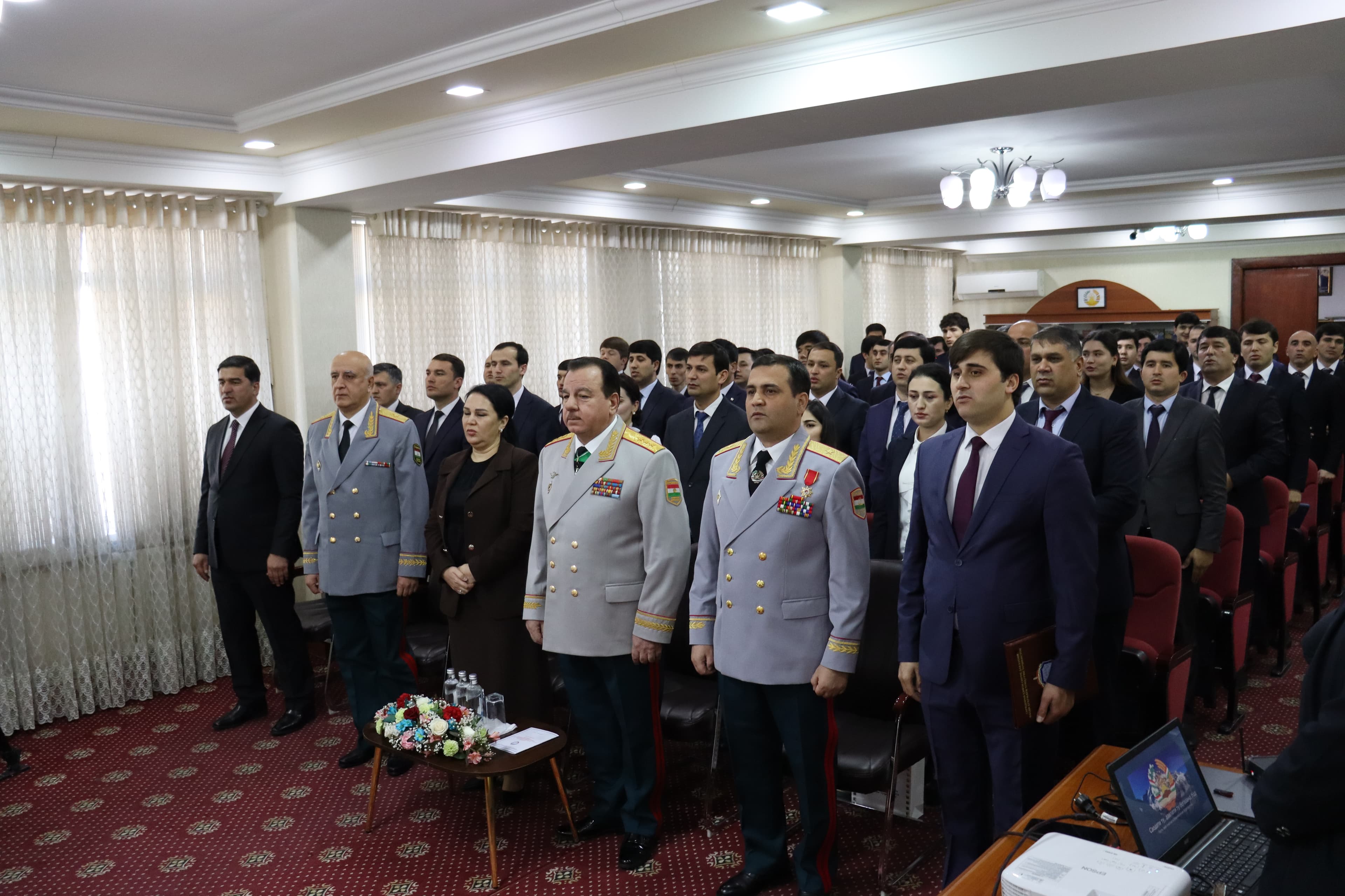 Ҷамъомади тантанавӣ бахшида ба ҷашни 33 – солагии таъсисёбии Қувваҳои Мусаллаҳи Ҷумҳурии Тоҷикистон