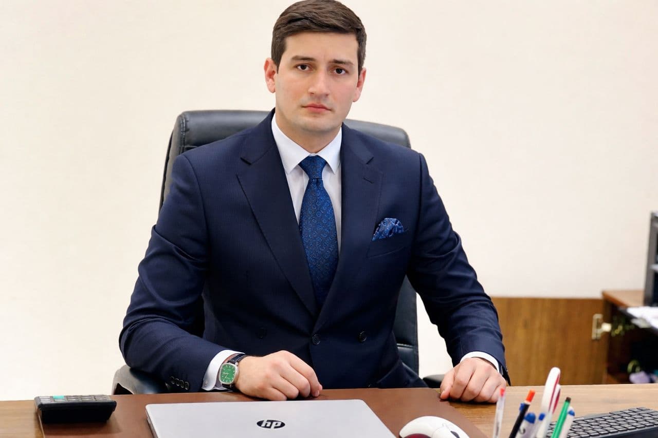 МОДАР – ПОЯИ УСТУВОРИ ҶОМЕА