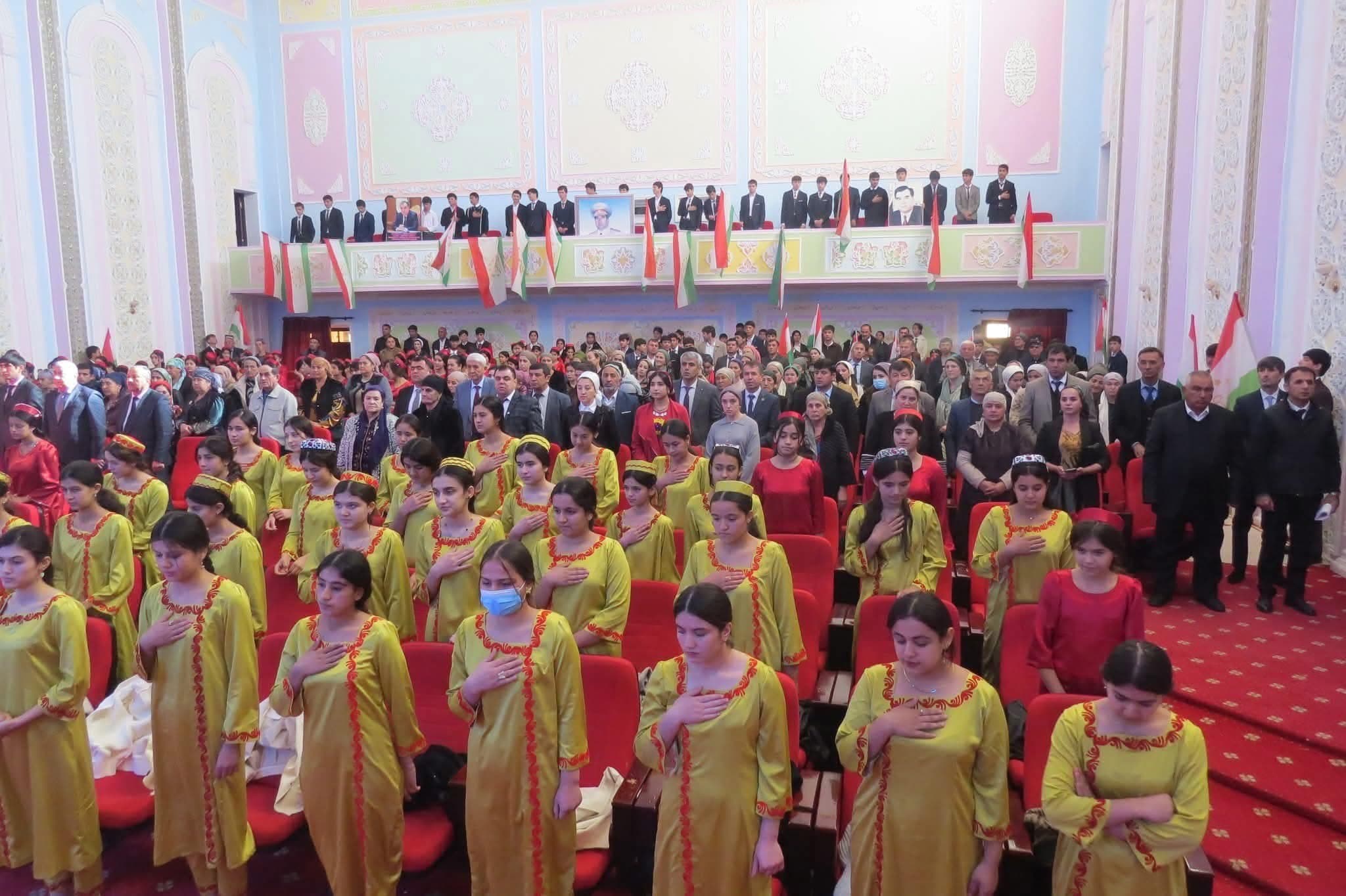 ПРЕЗИДЕНТ — ГАРАНТ МИРА, ЕДИНСТВА И ГОРДОСТИ НАШЕЙ НАЦИИ