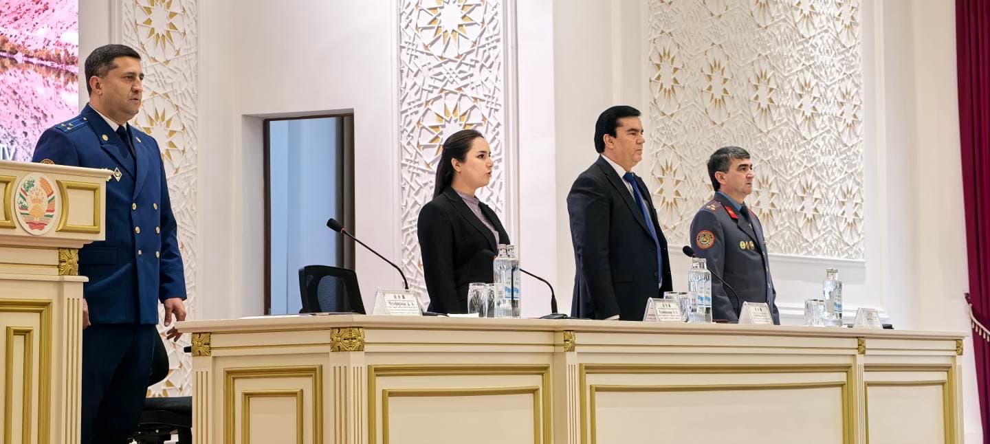 Конференсияи илмӣ-амалӣ таҳти унвони "Роҳ ва усулҳои  пешгирии ифротгароии хушунатомез дар байни ҷавонон"