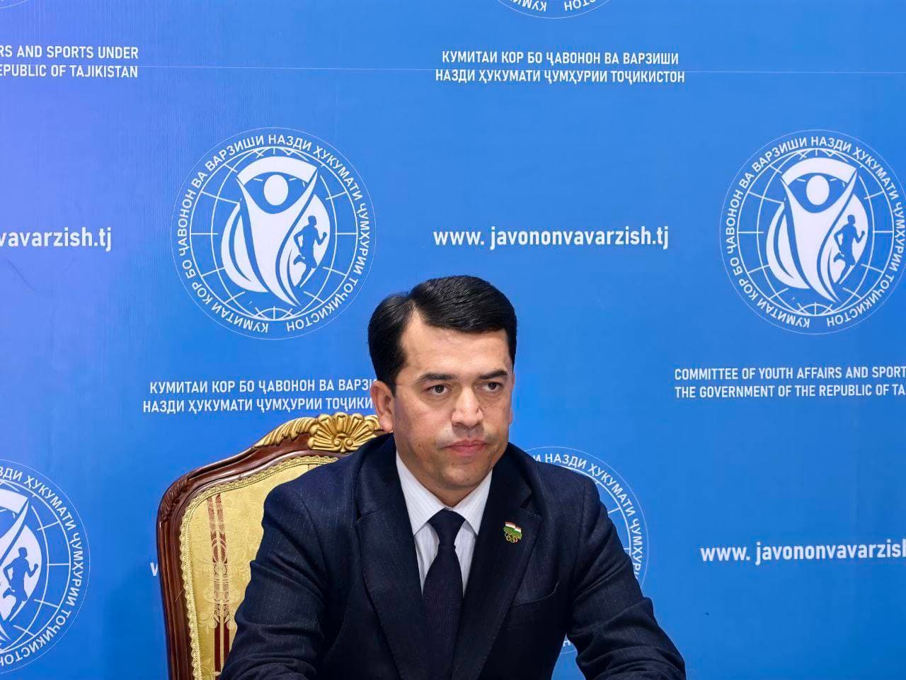 ТАҶЛИЛИ РӮЗИ МАТБУОТИ ТОҶИК ДАР КУМИТАИ КОР БО ҶАВОНОН ВА ВАРЗИШ