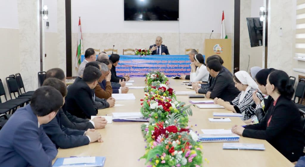 Meeting of the President of the Academy of Agricultural Sciences of Tajikistan with 2nd and 3rd-year PhD candidates and doctoral students of the research institutions of AAST