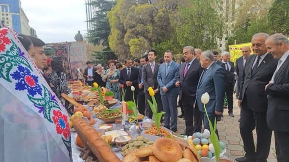 Тантанаҳои наврӯзӣ дар Институти чорводорӣ ва чарогоҳ.