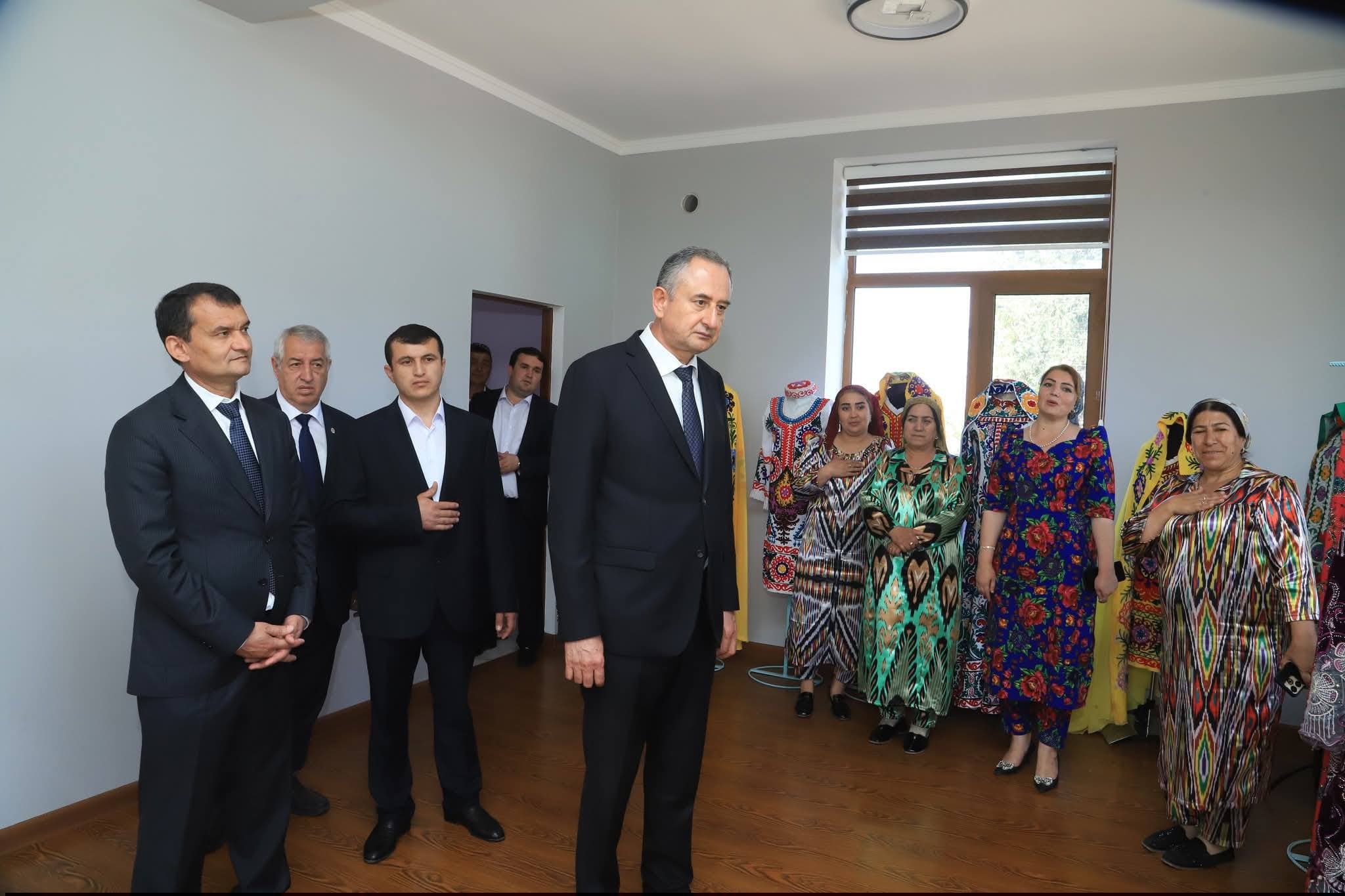 ИФТИТОҲИ МАРКАЗИ САВДО ВА СЕХИ ДУЗАНДАГӢ ДАР НОҲИЯИ АБДУРАҲМОНИ ҶОМӢ