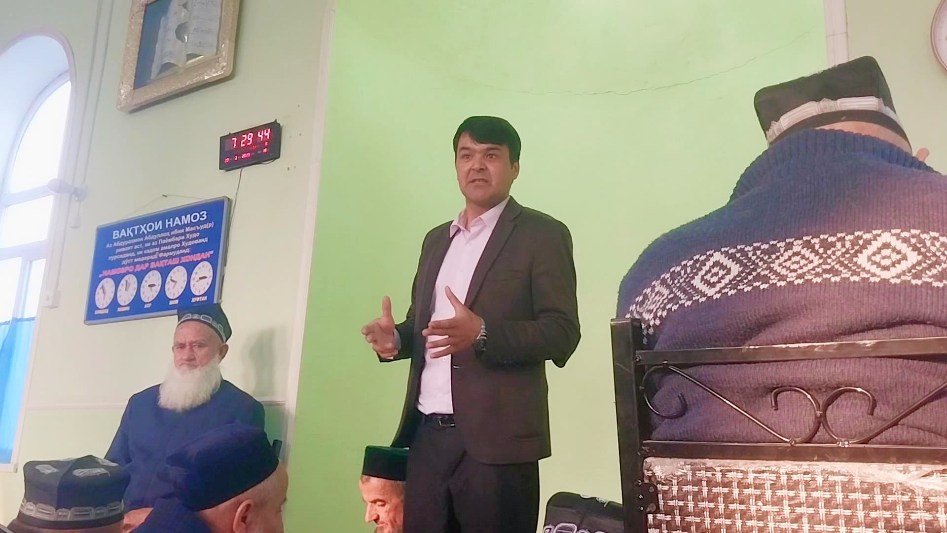 СУҲБАТУ ВОХӮРИҲО ПЕШ АЗ АРАФАИ НАМОЗИ ИДИ САИДИ ФИТР