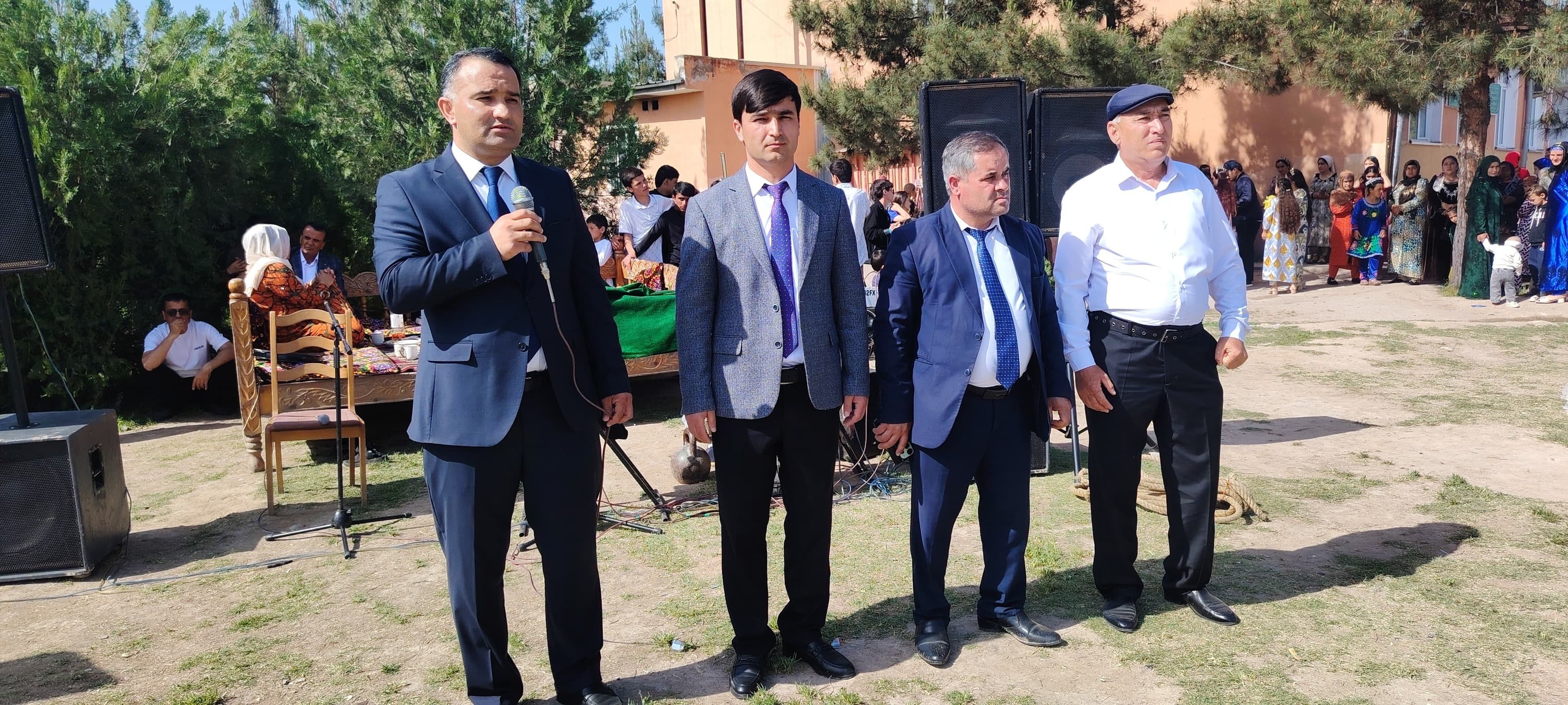 ЛЕВАКАНТ: НАВРӮЗИ  БОШУКӮҲ  ДАР  ҶАМОАТИ  ДЕҲОТИ  "ГУЛИСТОН"
