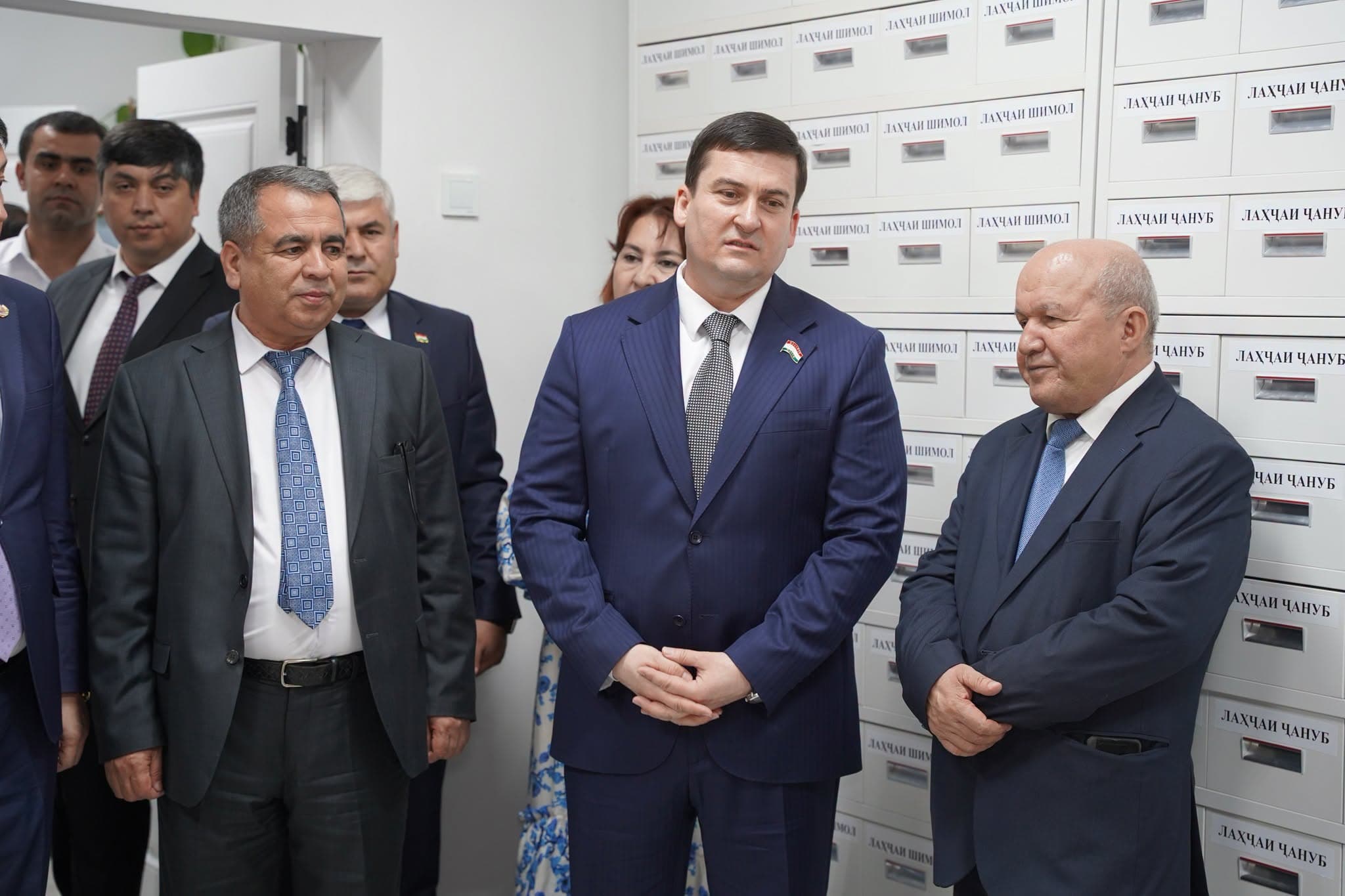 МАВРИДИ ИСТИФОДА ҚАРОР ДОДАНИ ГАНҶИНАИ ШУЪБАИ ФАРҲАНГНИГОРӢ ВА ИСТИЛОҲОТ ДАР ИНСТИТУТИ ЗАБОН ВА АДАБИЁТИ БА НОМИ АБУАБДУЛЛОҲИ РӮДАКИИ АМИТ