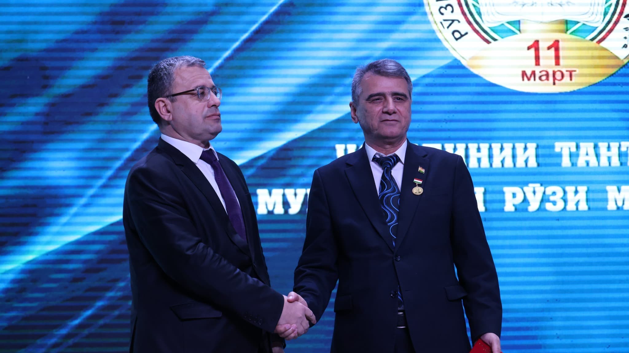 Поздравляем Директора Национальной библиотеки с Премией Союза журналистов!
