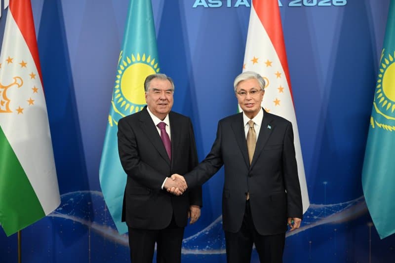 President of the Republic of Tajikistan Emomali Rahmon Holds Meeting with President of the Republic of Kazakhstan Kassym-Jomart Tokayev