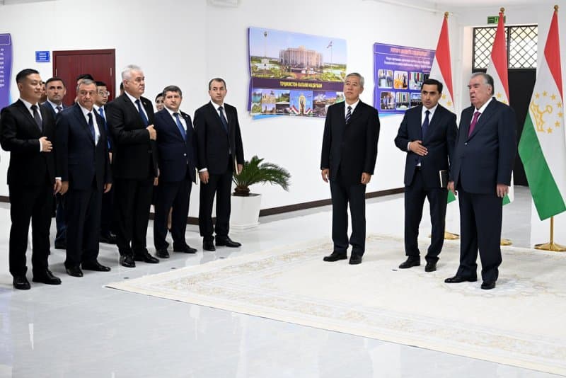 Leader of the Nation Emomali Rahmon, in a remote format, commissioned a number of educational facilities in Fayzabad District.