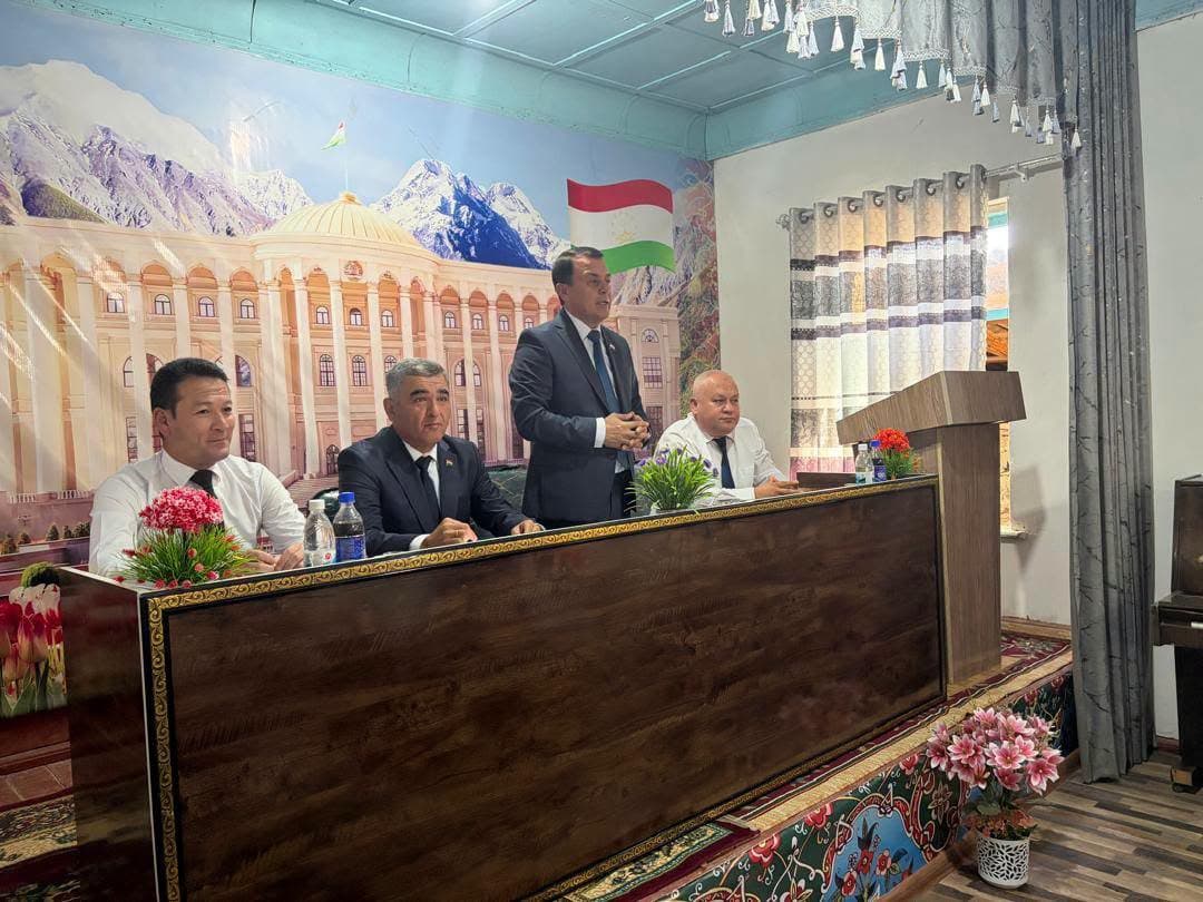 Каримзода Фарход встретился с избирателями в районе Джаббора Расулова
