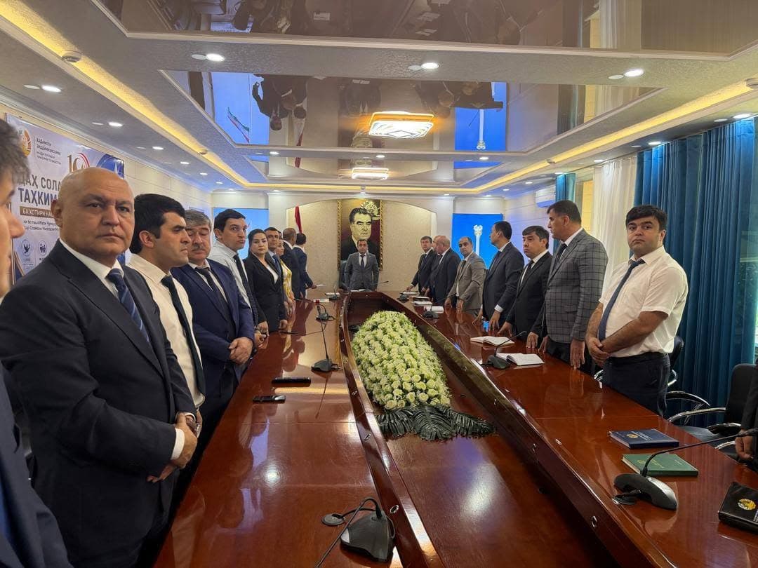 COLLECTIVE VIEWING OF THE "LESSON OF PEACE" AT THE AGENCY FOR ANTIMONOPOLY REGULATION UNDER THE GOVERNMENT OF THE REPUBLIC OF TAJIKISTAN