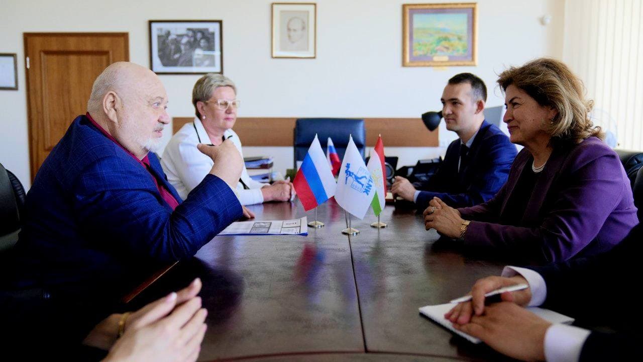 Плодотворная встреча