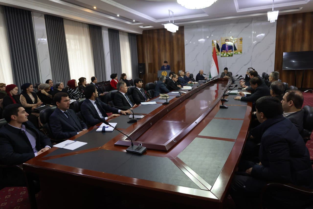 Дар Вазорати фарҳанг ҷаласа доир гардид