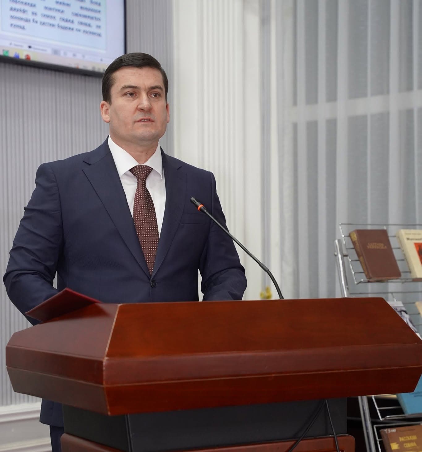 СОТИМ УЛУҒЗОДА ВА ТАСВИРУ ИНЪИКОСИ АРЗИШҲОИ БАДЕИЮ ТАЪРИХӢ ВА ХУДШИНОСИЮ ХУДОГОҲИИ МИЛЛӢ ДАР АДАБИЁТИ МУОСИРИ ТОҶИК