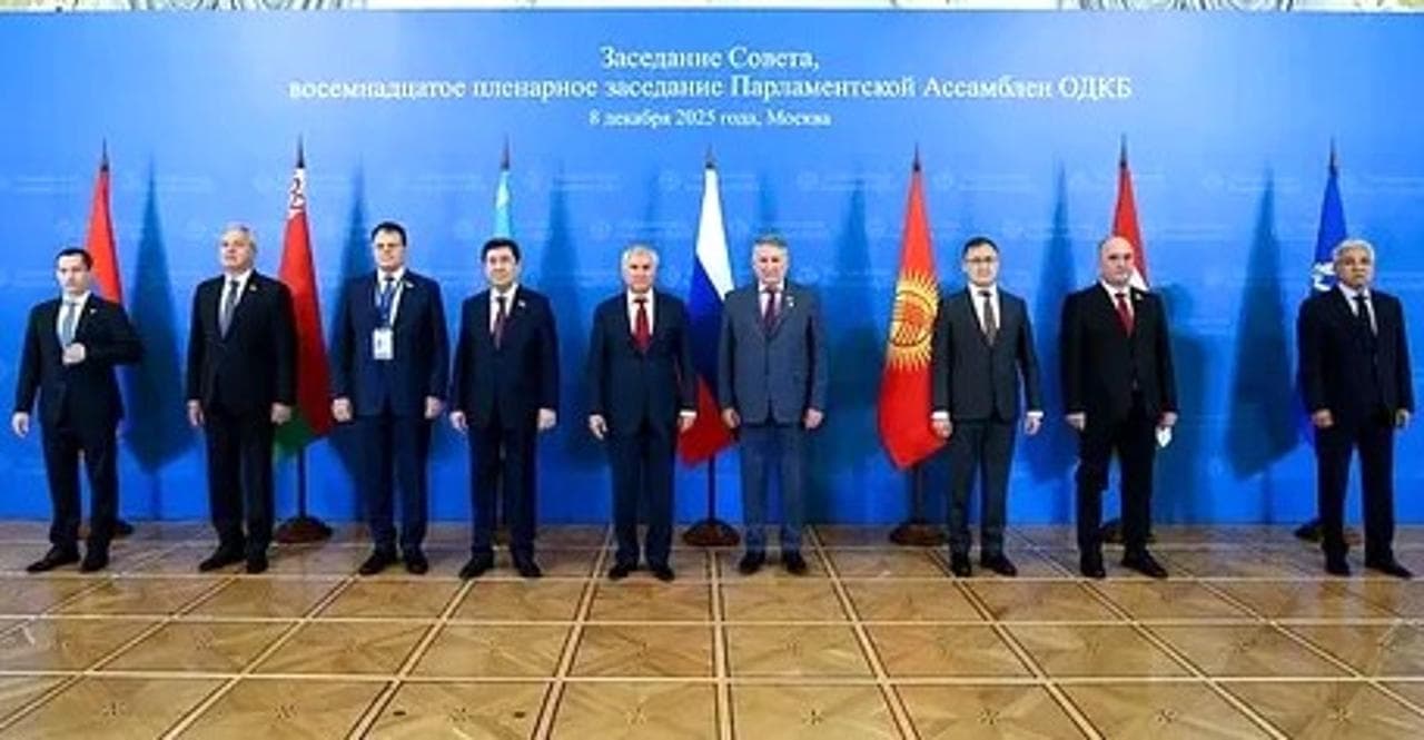 Суханронии Файзалӣ Идизода дар ҷаласаи муштараки Шуро ва ҷаласаи ҳаждаҳуми Пленарии Ассамблеяи Парламентии Созмони Аҳдномаи Амнияти Дастаҷамъӣ