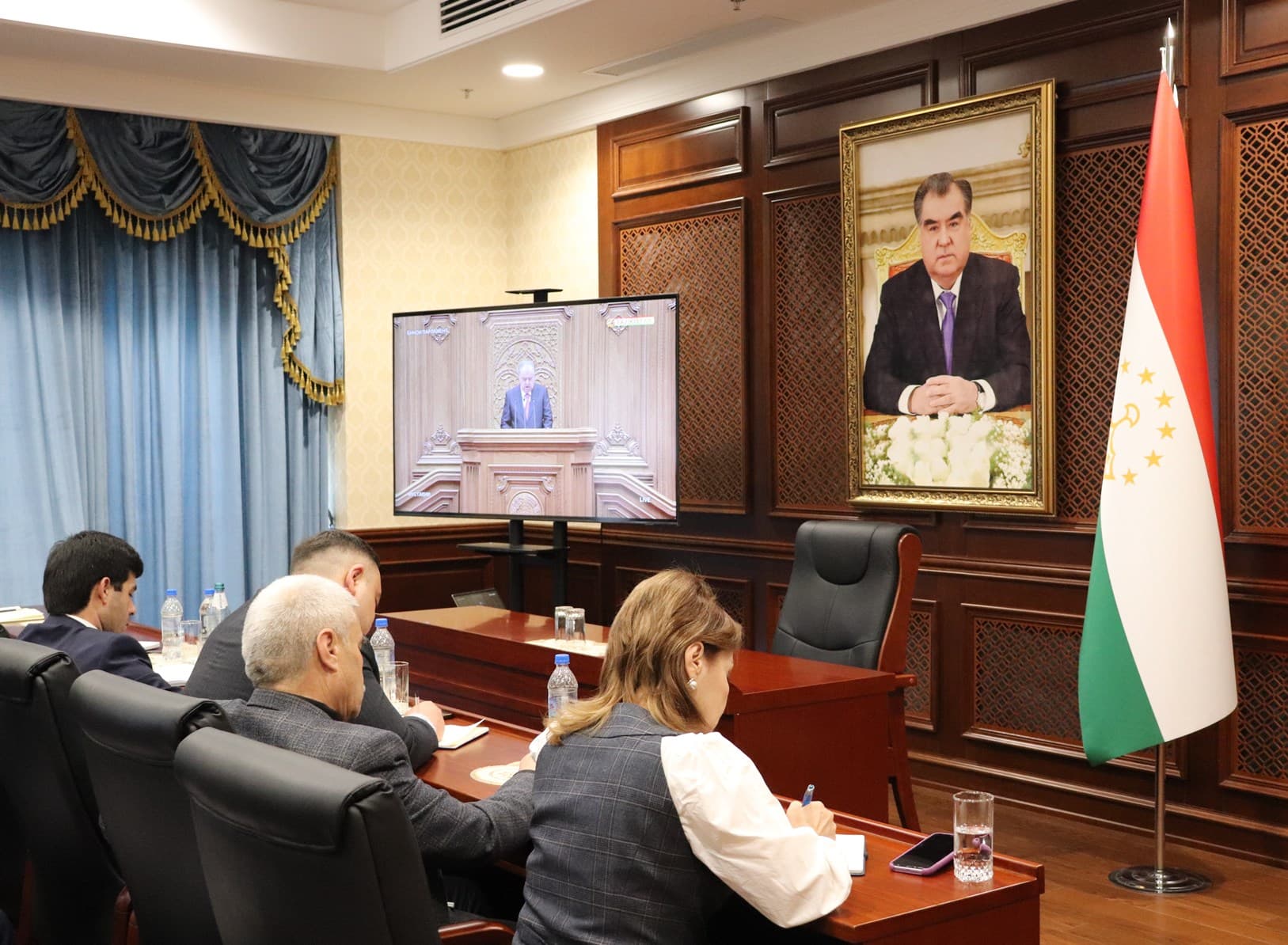 Joint Visit of the Envoy of the President of the Republic of Tajikistan to the Majlisi Oli of the Republic of Tajikistan at the Ministry of Economic Development and Trade
