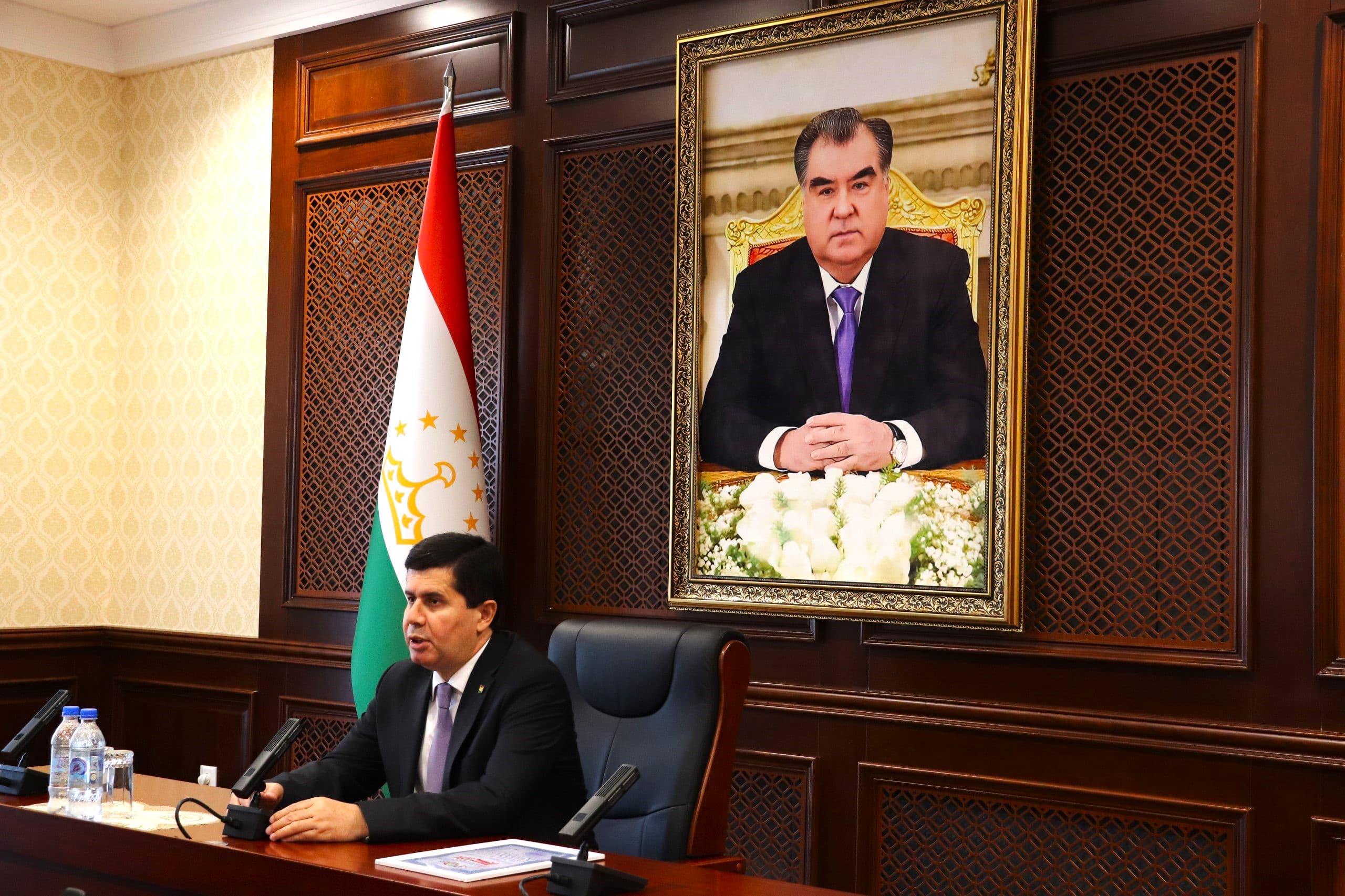 In honor of the National Flag Day, a solemn meeting was held at the Ministry of Economic Development and Trade