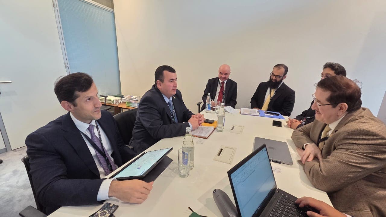 Meeting of the Minister of Economic Development and Trade with the Acting Director General of the Islamic Development Bank Institute (IsDBI)