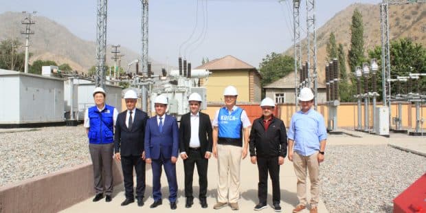 Visit of the President of KOIK to the Romit electric substation