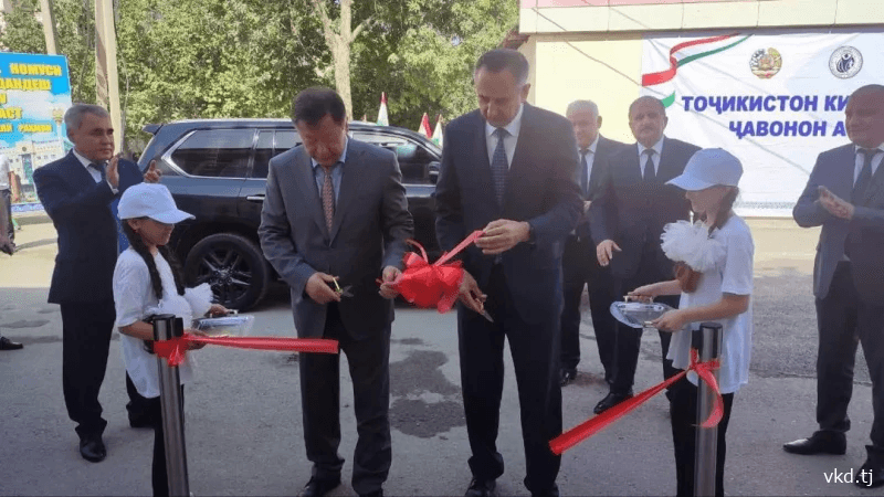 Открытие плавательного бассейна в городе Бохтаре